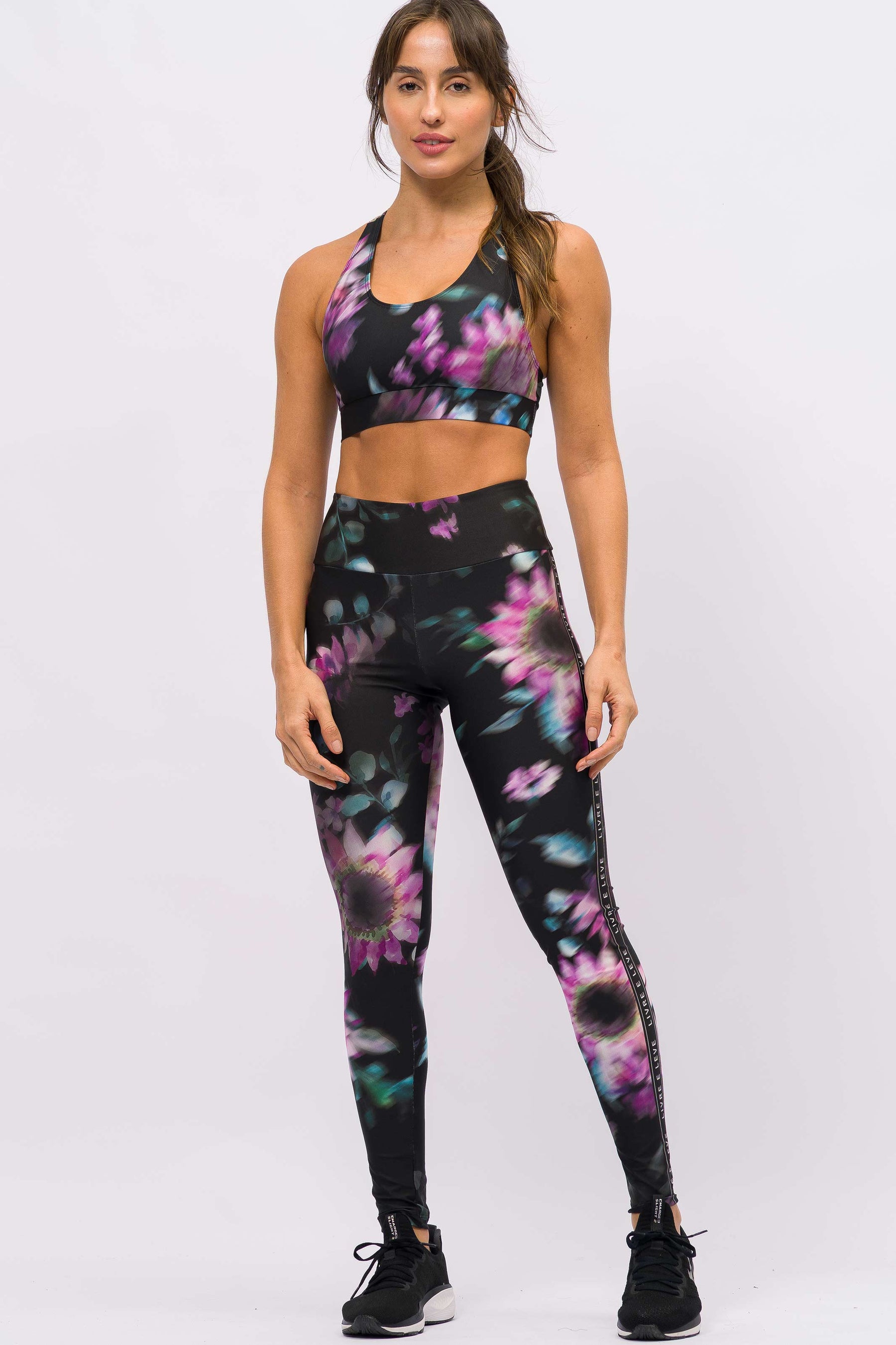 Conjunto Top Bolsinho e Legging Habitar