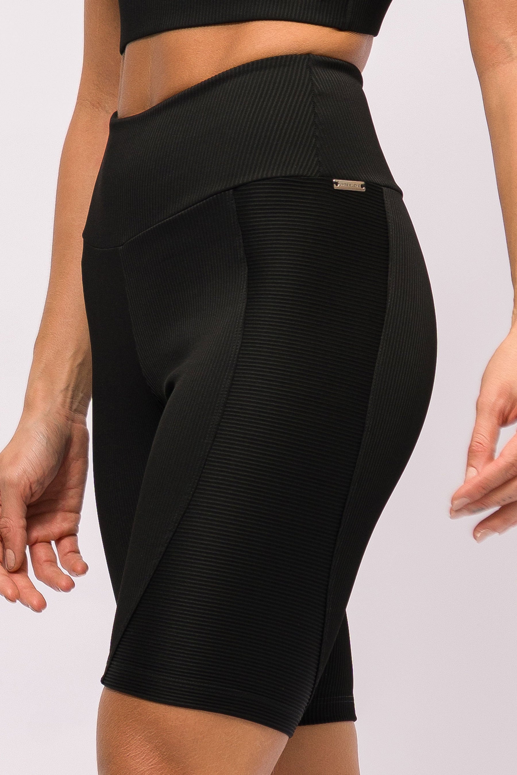 Conjunto Bermuda Canelado Preto