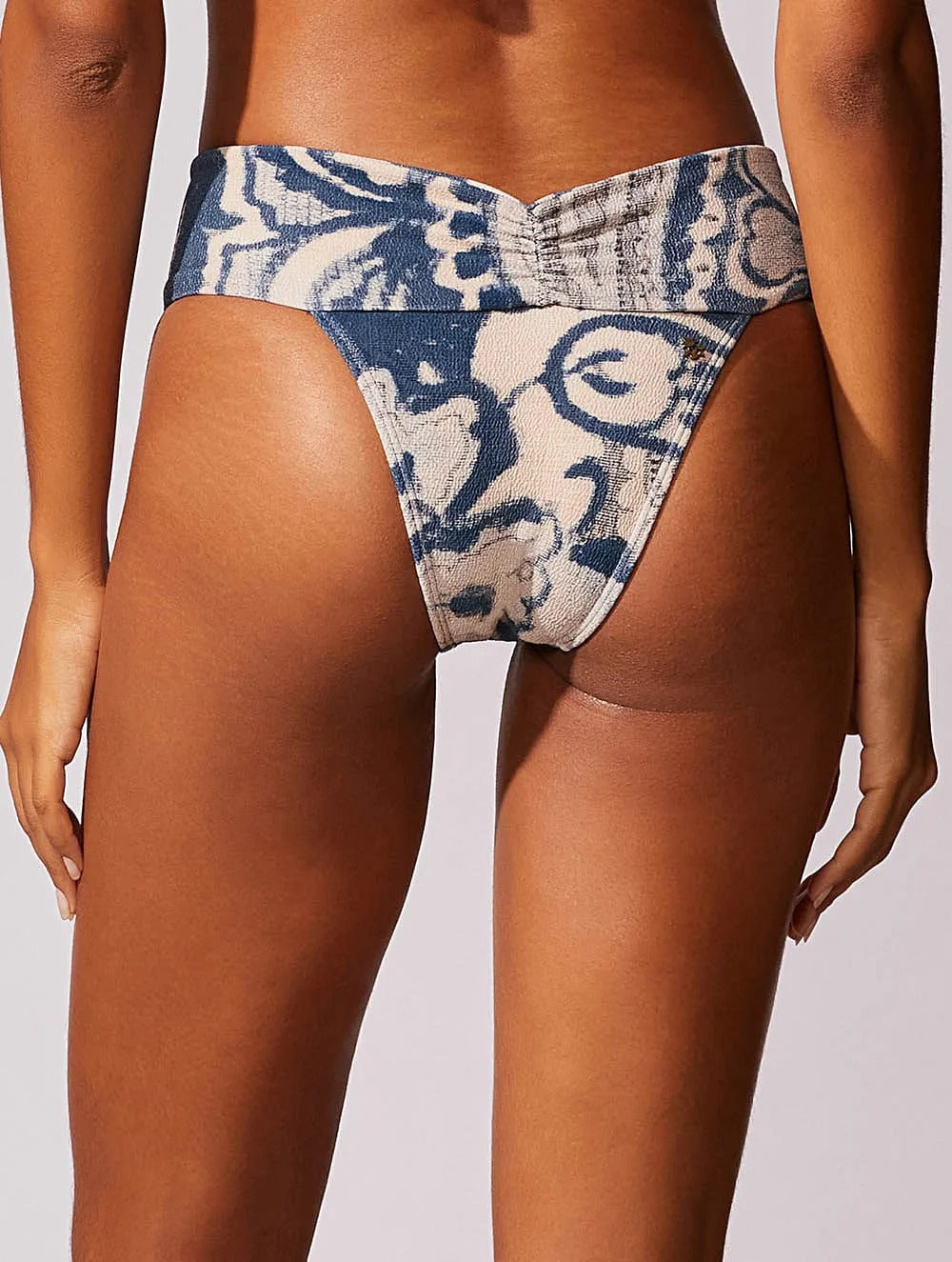 Tanga Faixa Estampada Monaco