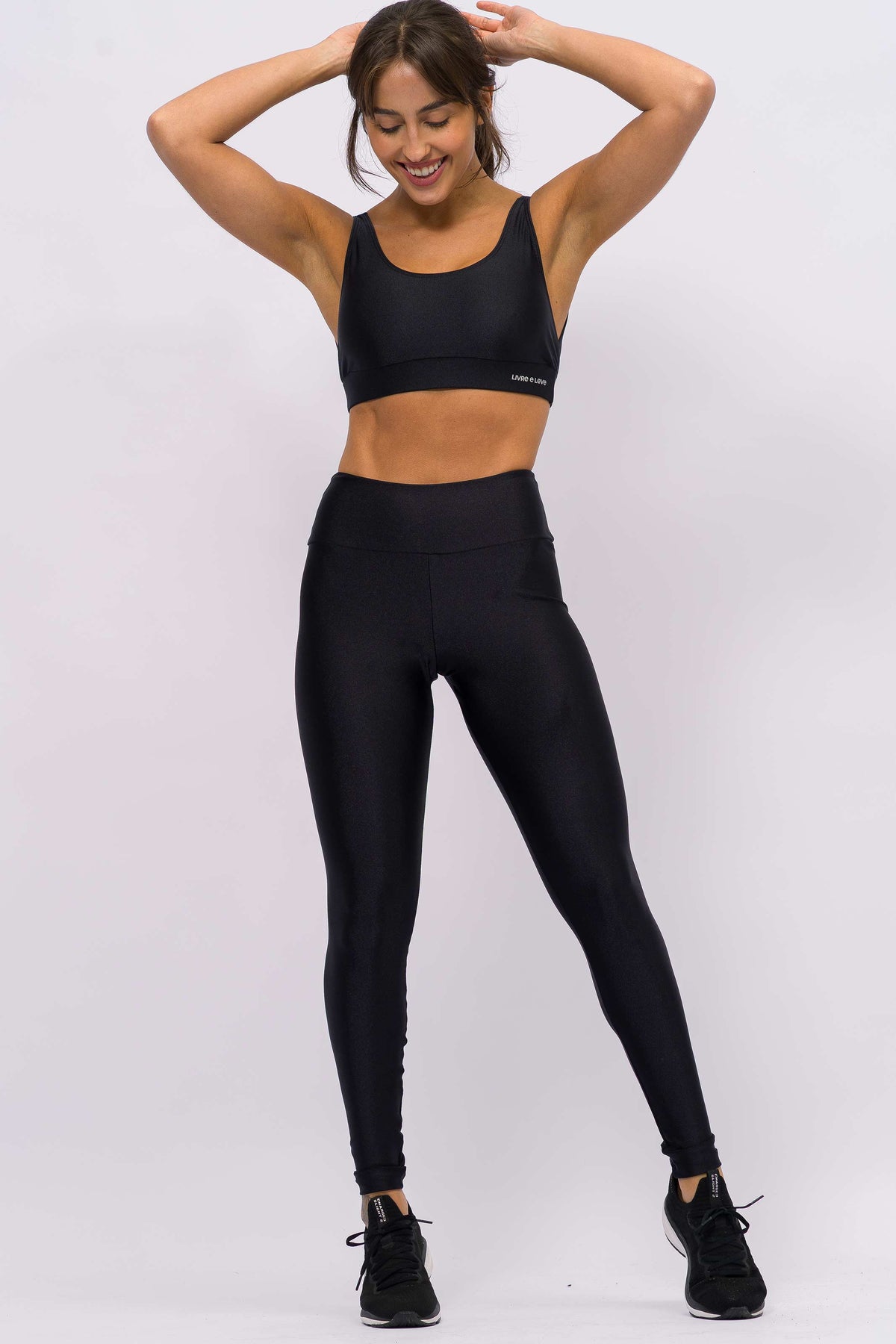 Conjunto Top Transpassado e Legging Báscia Track Preta