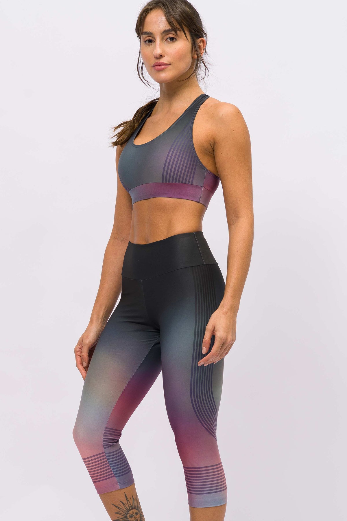 Conjunto Top com Bolso e Corsário Track