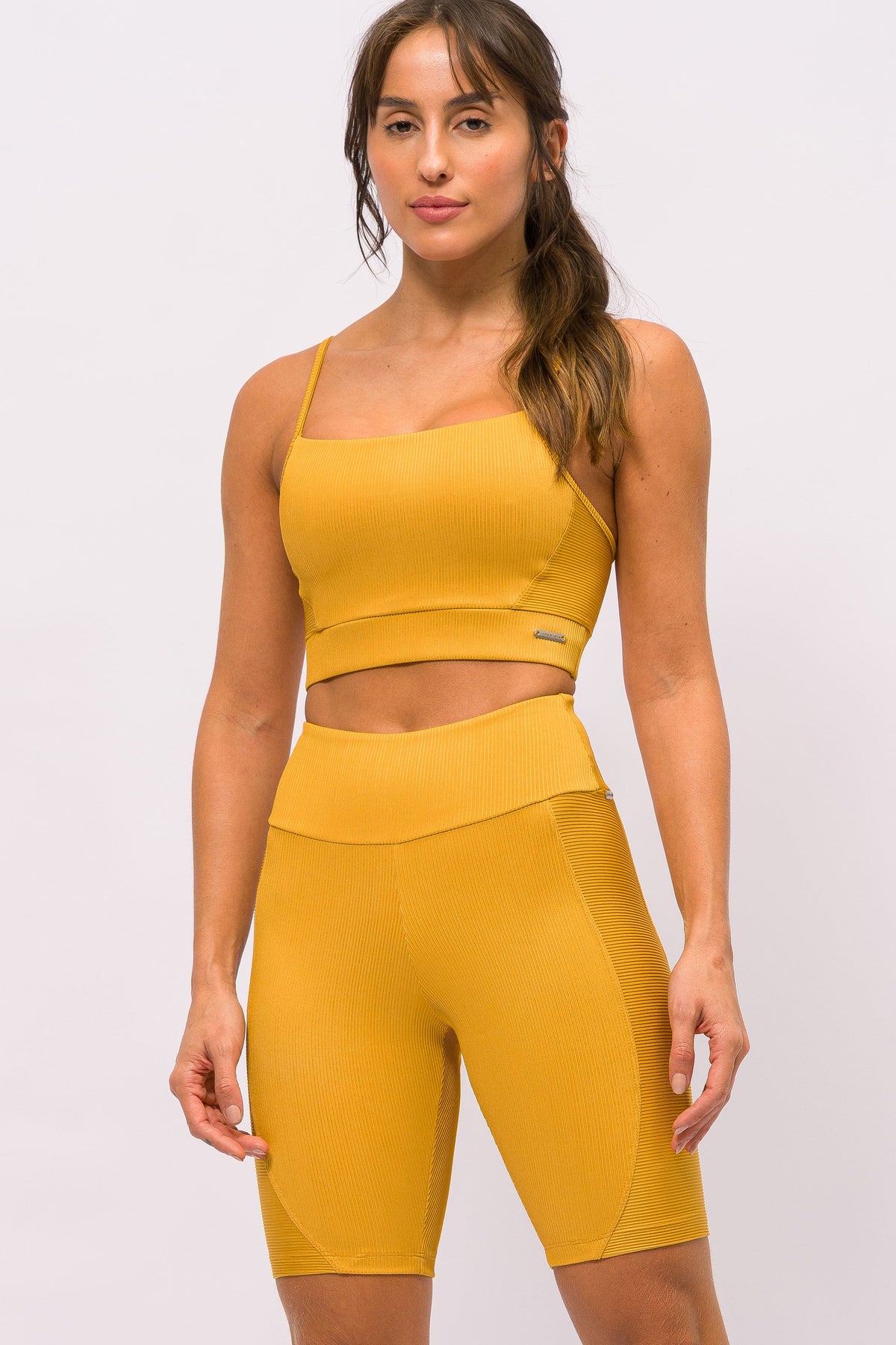 Conjunto Bermuda Canelado Mostarda