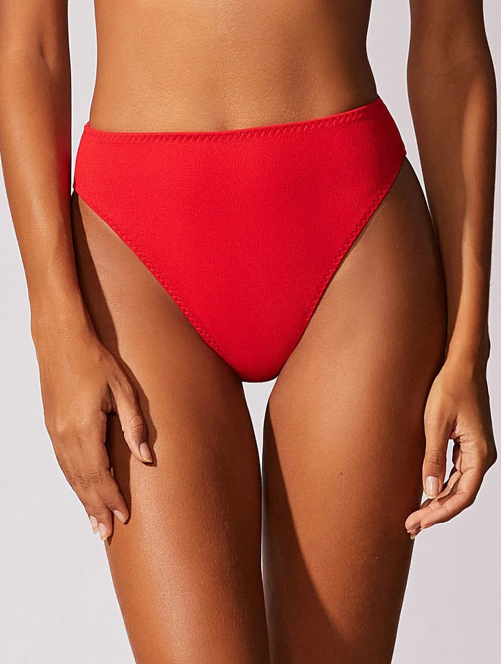 Hot Pants Lisos Capri